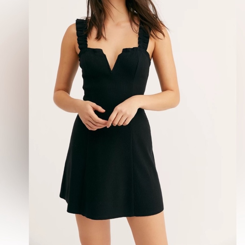 FREE PEOPLE Intimately Black Girl Crush Mini Strap Dress Wire V Neckline Medium